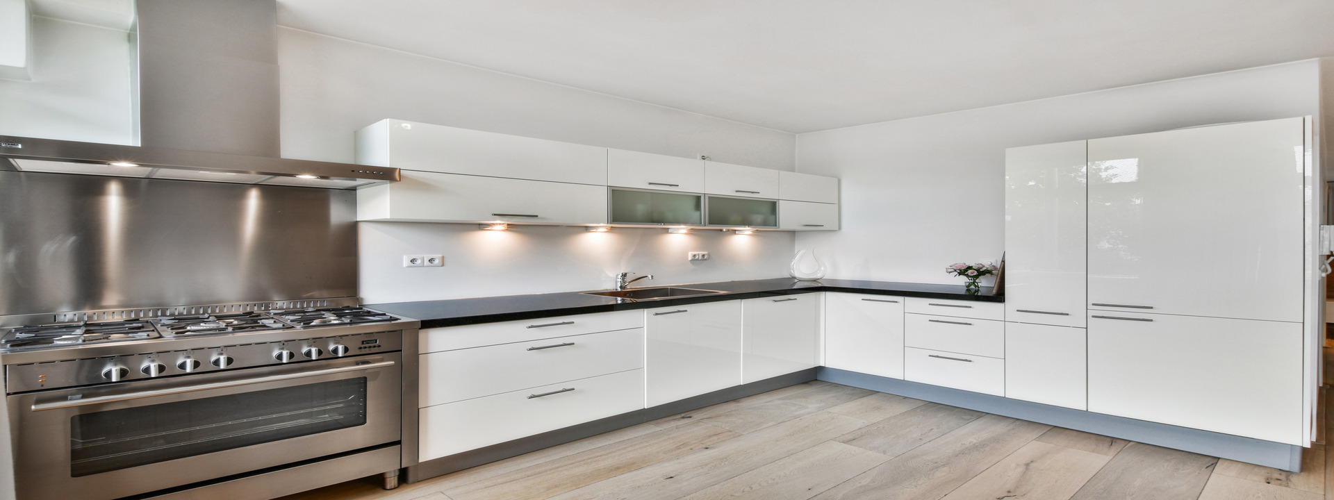 modern-kitchen-interior-white-colors(1)